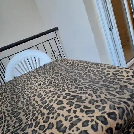 Aparthotel Leopard Stavros (Thessaloniki)