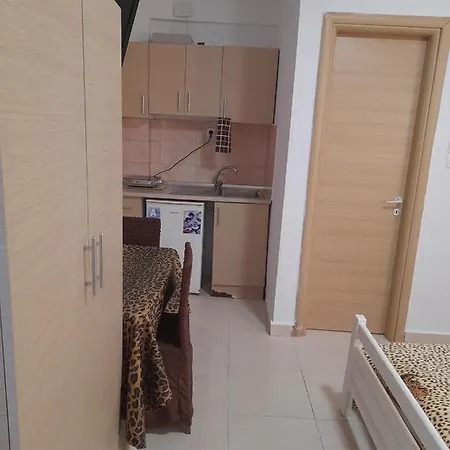 Leopard Stavros (Thessaloniki)