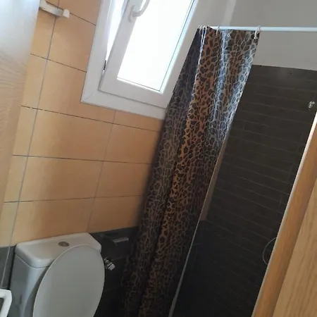 Leopard Aparthotel